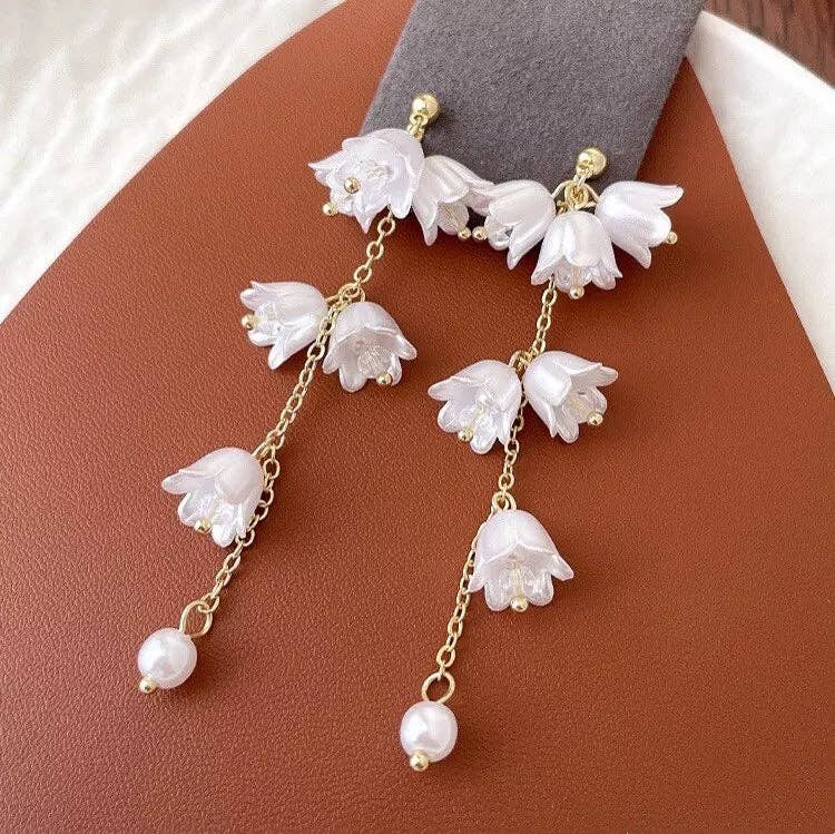 Haengseongworkshop - Wholesale Stud/Post Earrings - 18K Gold Plated Bell Flowers White Flora Drop Glass Pearls Earrings0
