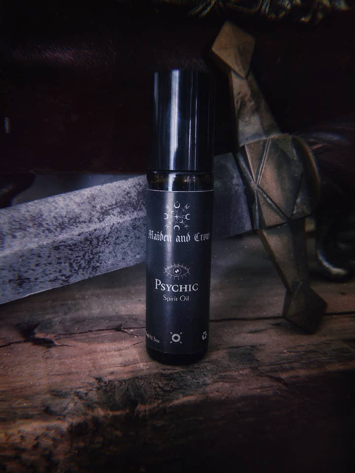 Psychic Spirit Oil voor wholesale door Maiden and Crow Spiritual Apothecary