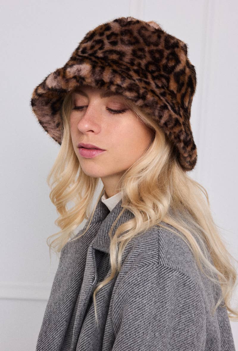 BYREN | ÉLINE L'ATELIER – Gorro - Mulher por atacado – Bob em pele falsa de leopardo MJ213SD2