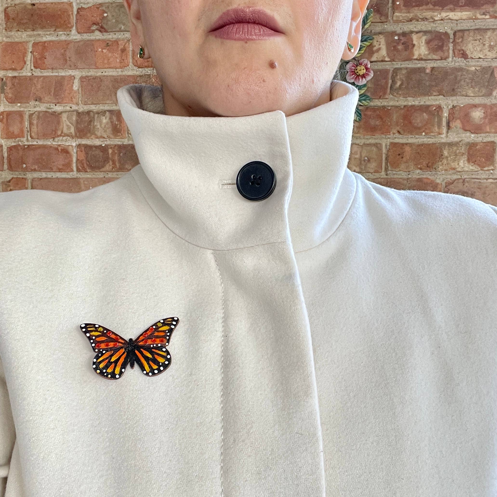 Tulia's Artisan Gallery - Venta al por mayor Broches - Broche Monarch5