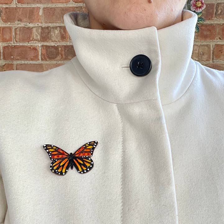 Tulia's Artisan Gallery - Venta al por mayor Broches - Broche Monarch5