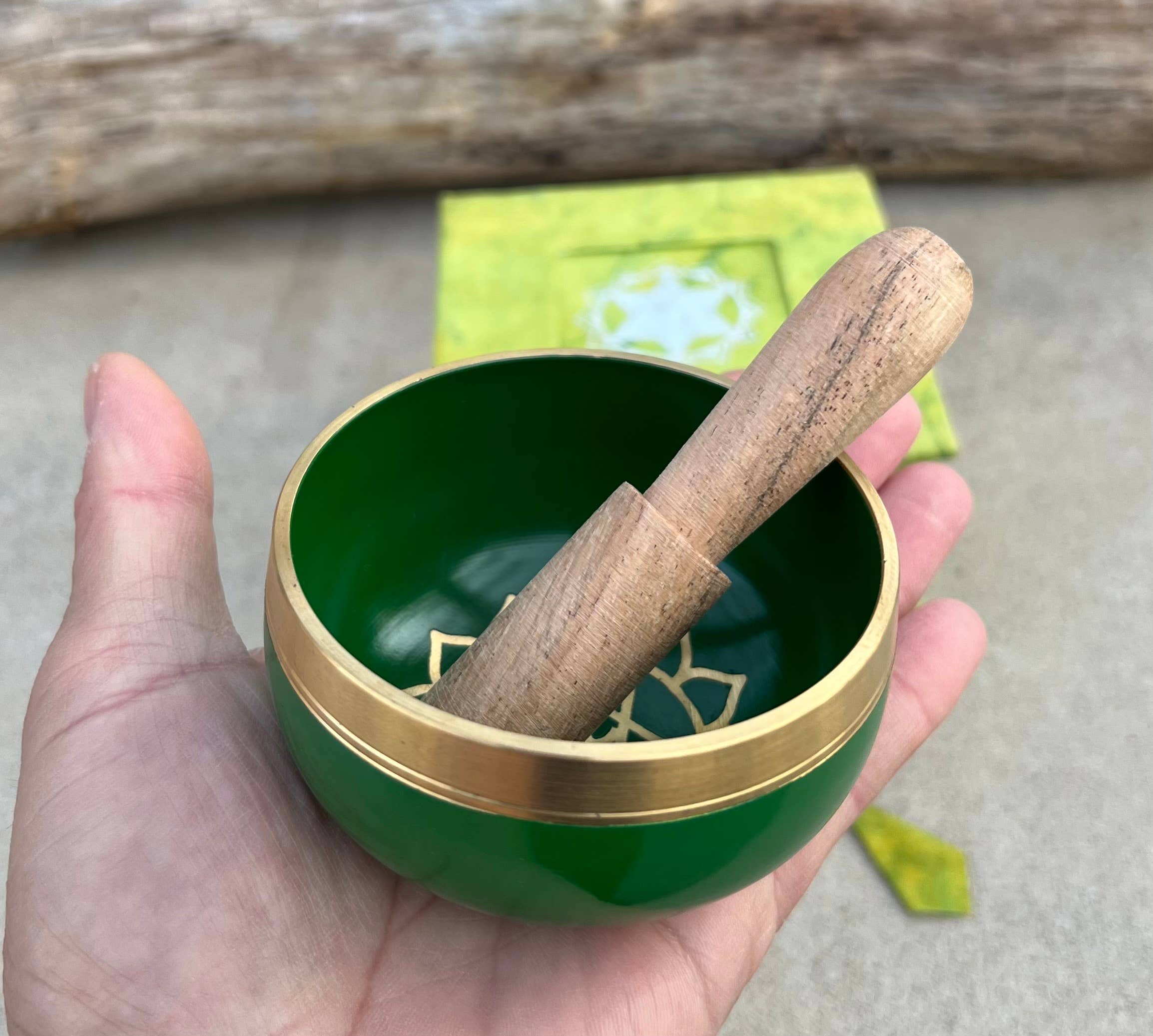 Wholesale Chakra Palm Size Singing Bowl Complete Gift Box Set for your