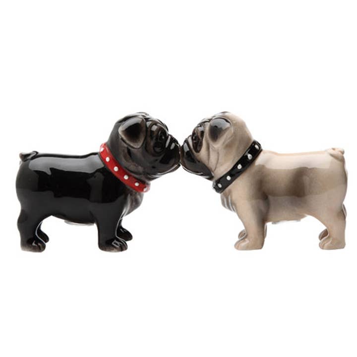 Pacific Trading - Wholesale Salt & Pepper Shaker Set - Love Pugs Salt and Pepper Shaker Set1