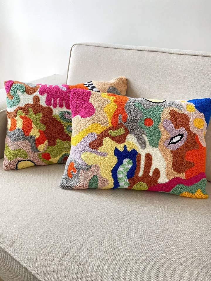 Funda de cojín de algodón bordada con aguja de punzón hecha a mano #3 para venta al por mayor de Honey Art and Nature