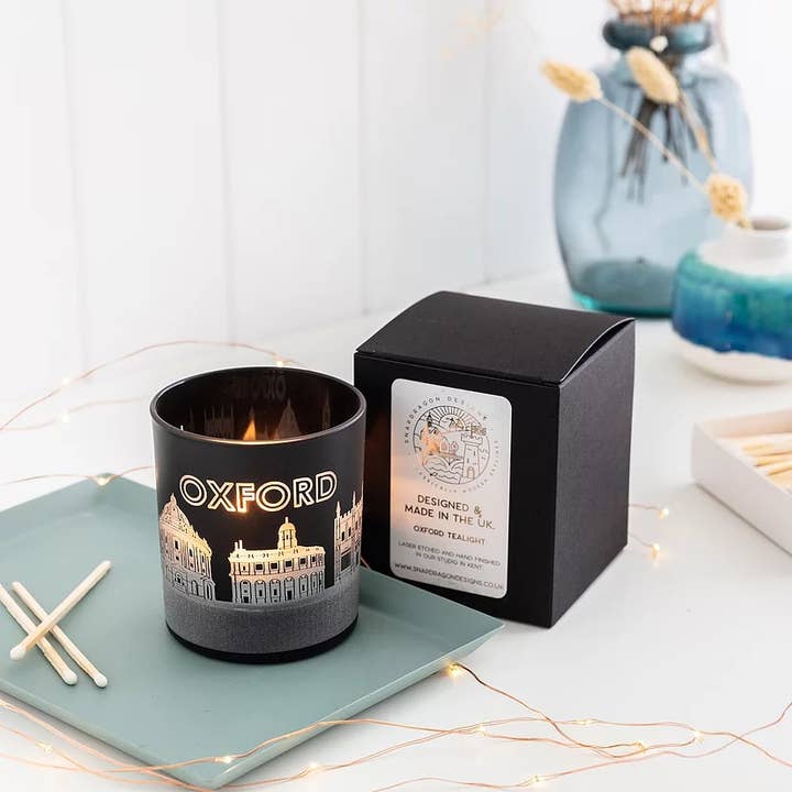 Oxford Fyrfadsstage for engroshandel hos Snapdragon Designs