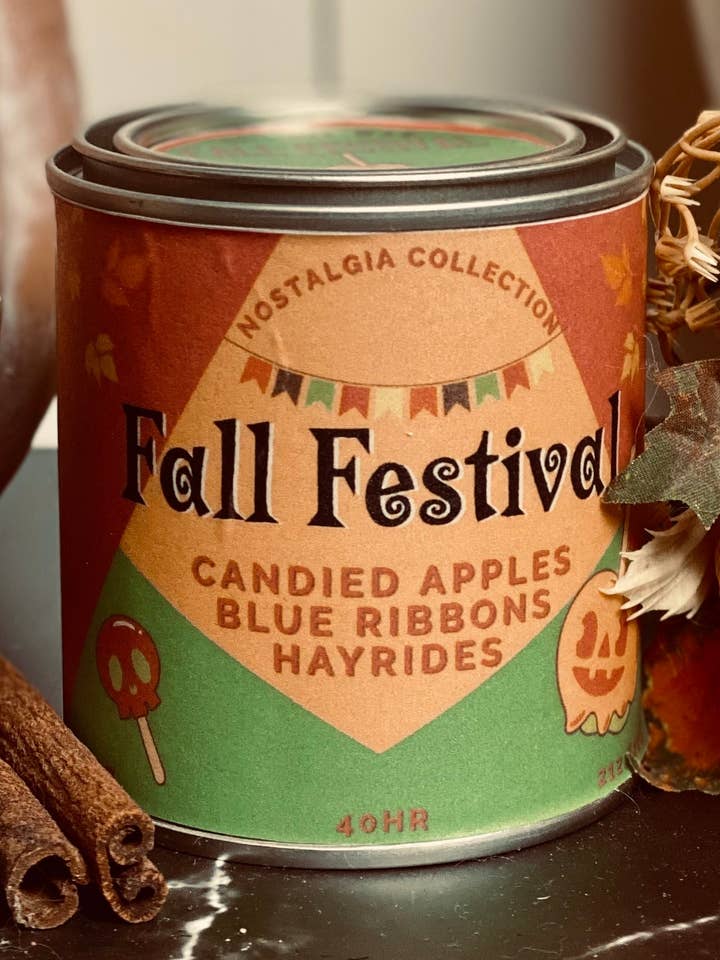 Bougie du festival d'automne pour la vente par Ginga Textile Designs L.L.C