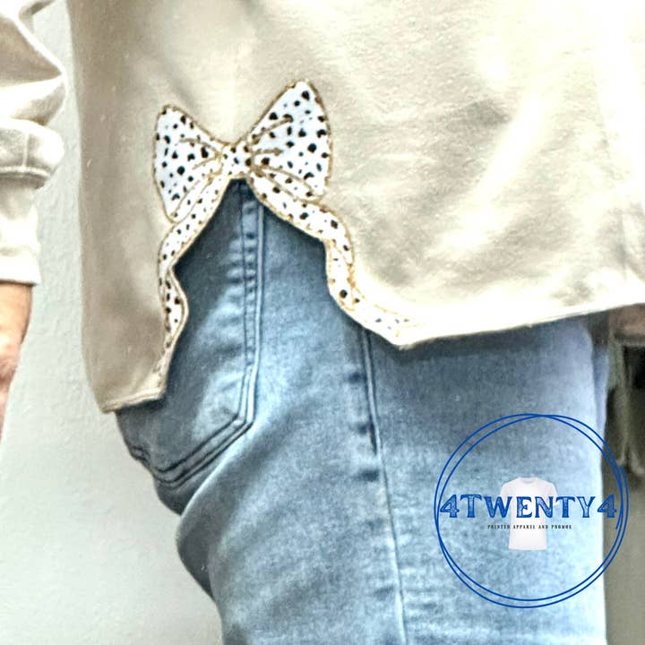 4Twenty4 Printed Apparel - Wholesale Sweatshirt - Women's - Coquette Camo Christmas Tree Sweatshirt with Side Bows