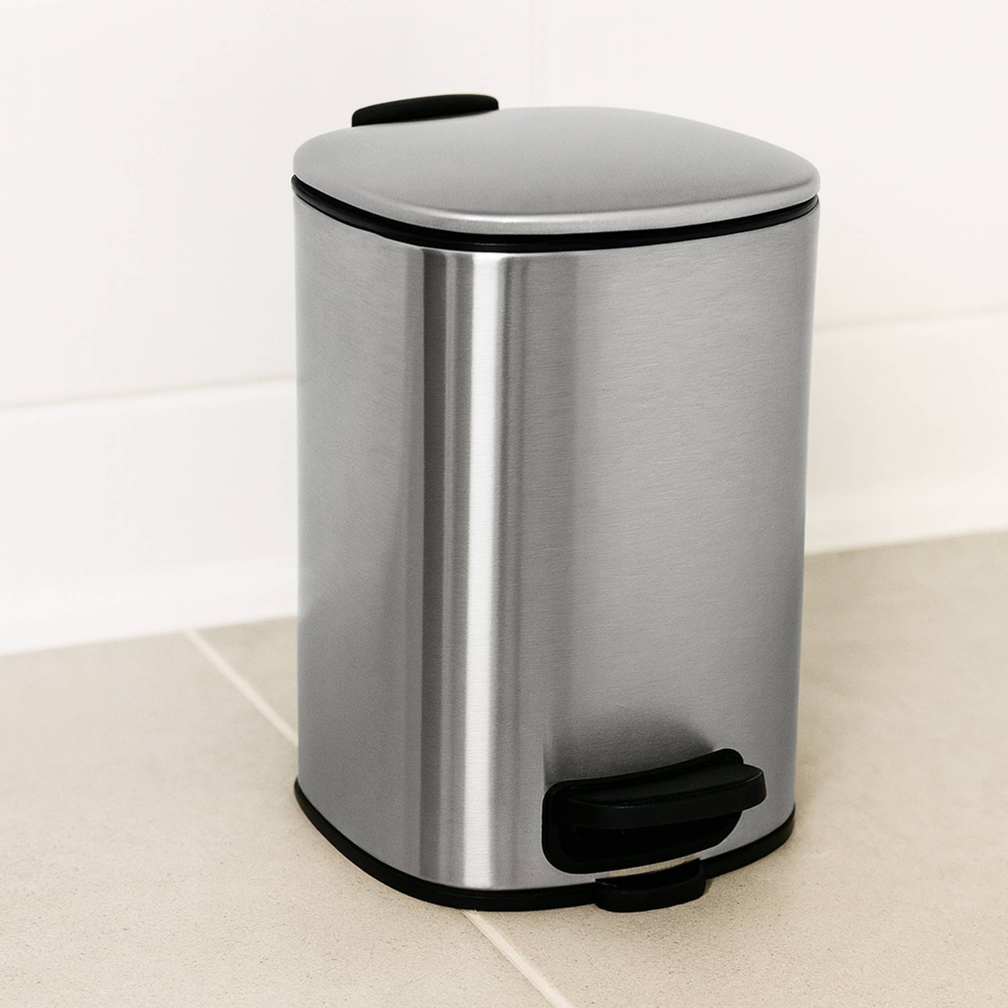 Evideco French Home Goods - Wholesale Bathroom Trashcan - Metal Trash Can with Silent Soft Close Lid Large 5L 1.3 Gal9