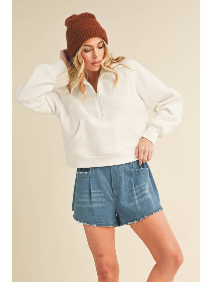 AEMI + CO - Wholesale Sweatshirt – Women's - 950CK Dove Funnel Neck Half Zip 643