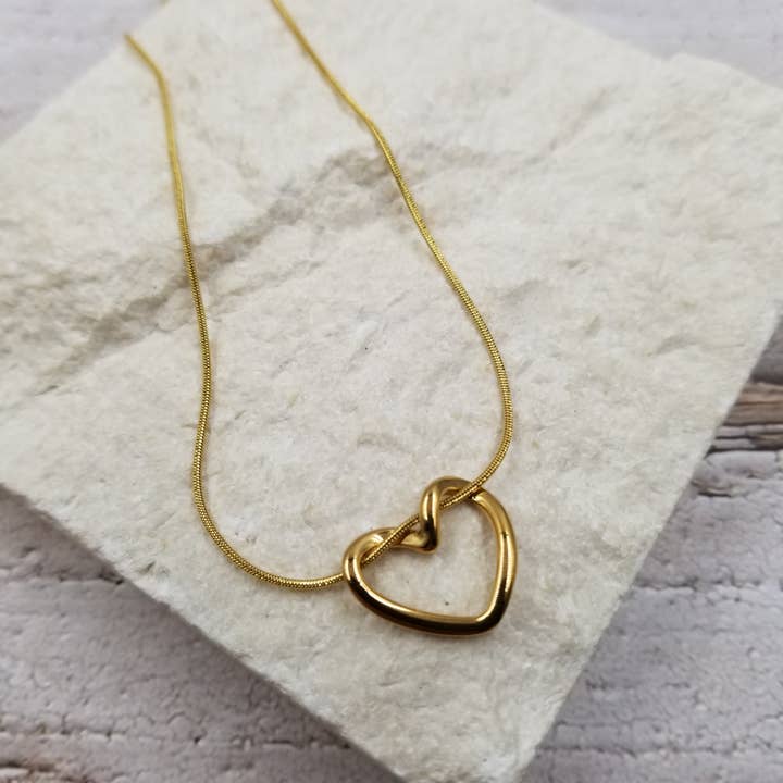 Minimalist Heart Necklace for wholesale by Treasure Wholesale