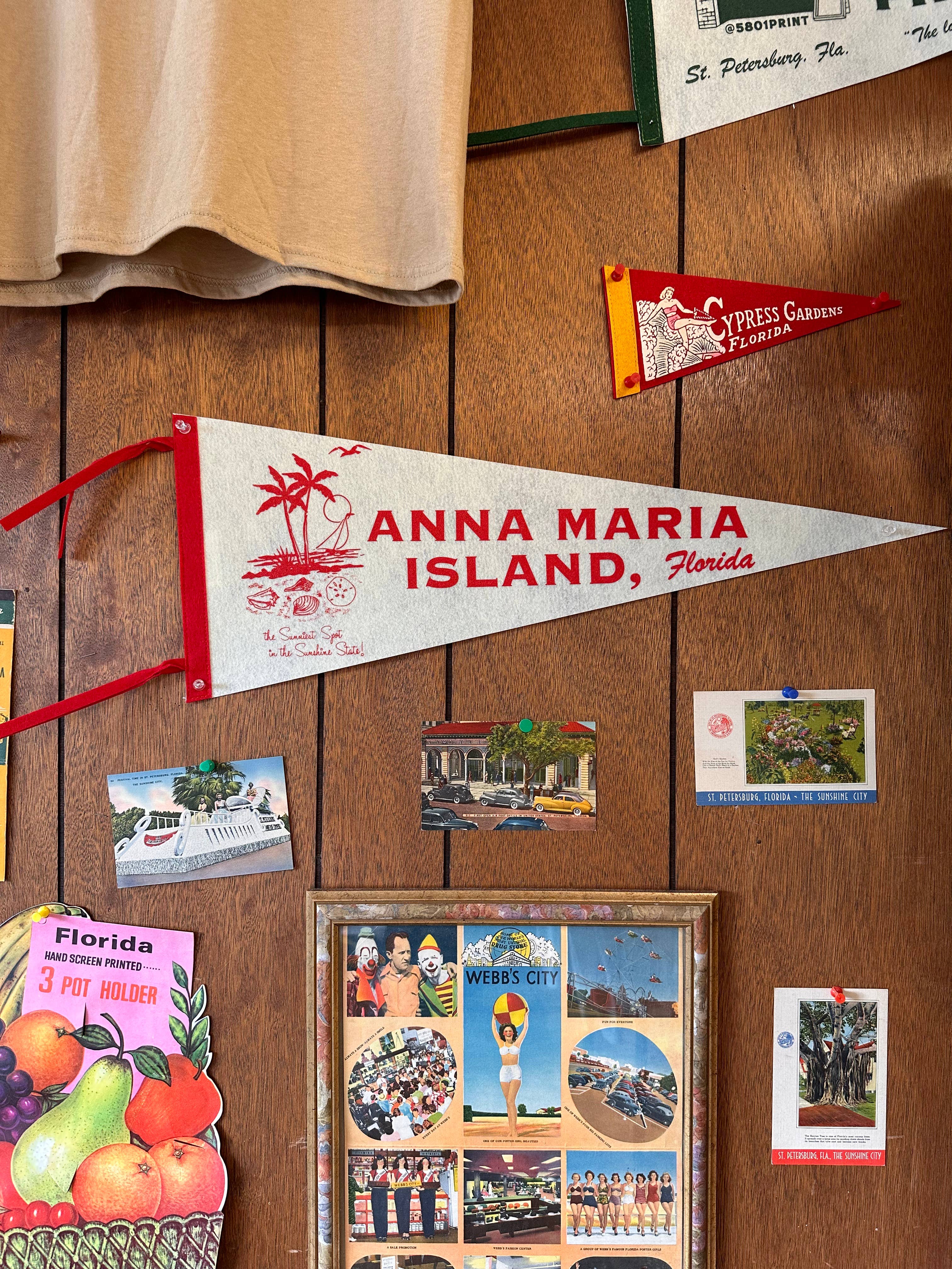 5801 Print House - Wholesale Flag - Custom Souvenir Pennant10