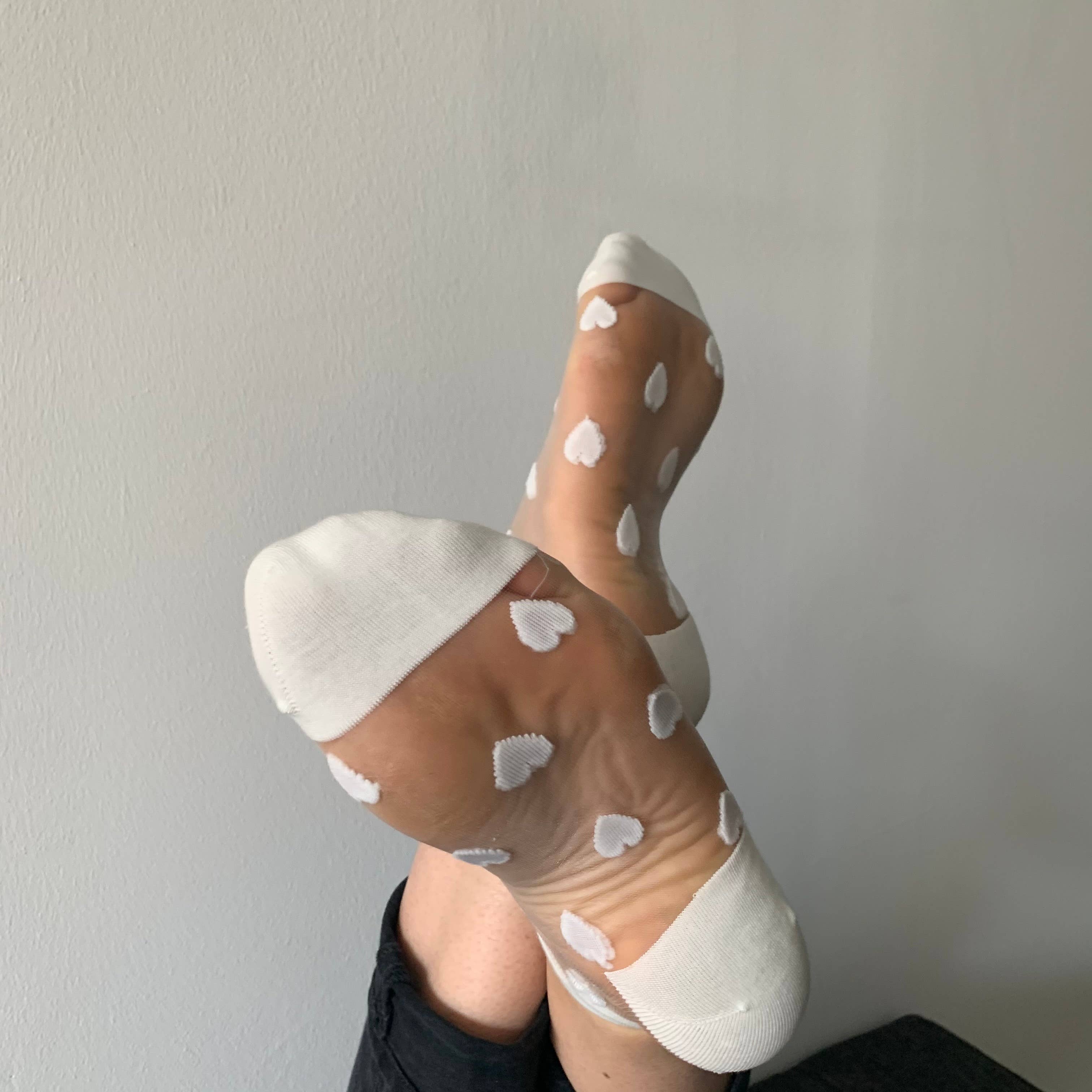 sockette - Wholesale Socks - Women's - Laure Transparent socks with white hearts2