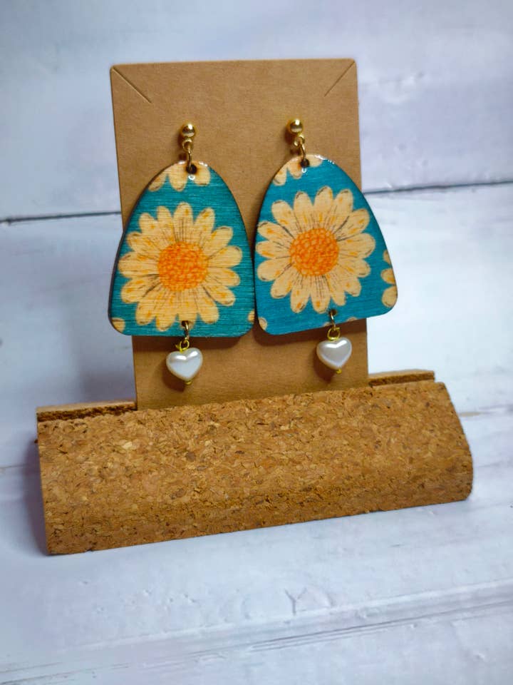 Linea Wood earrings for wholesale by fimminà sicily boutique