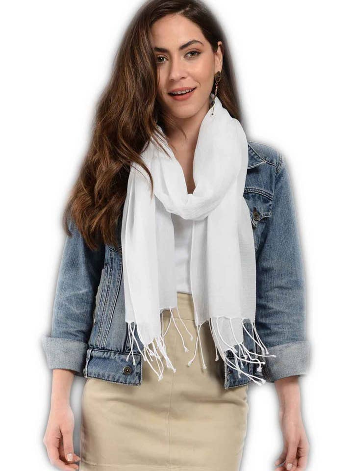 Witte sjaal van katoen voor wholesale door Dosimira