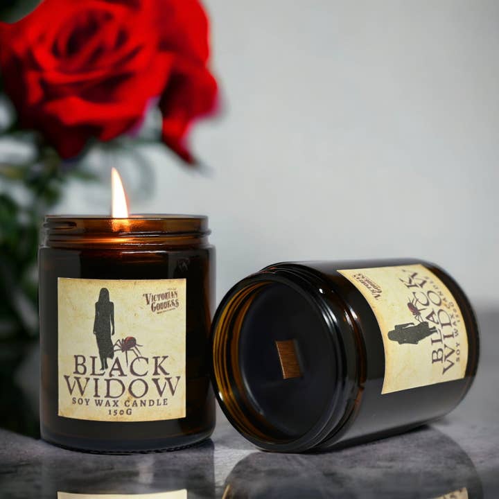 Black Widow Candle 150g for wholesale by Victorian Goddess