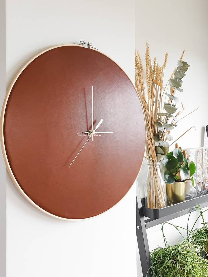 LEATHER WALL CLOCK – EXTRA LARGE SIZE – COGNAC BROWN for wholesale by Linael