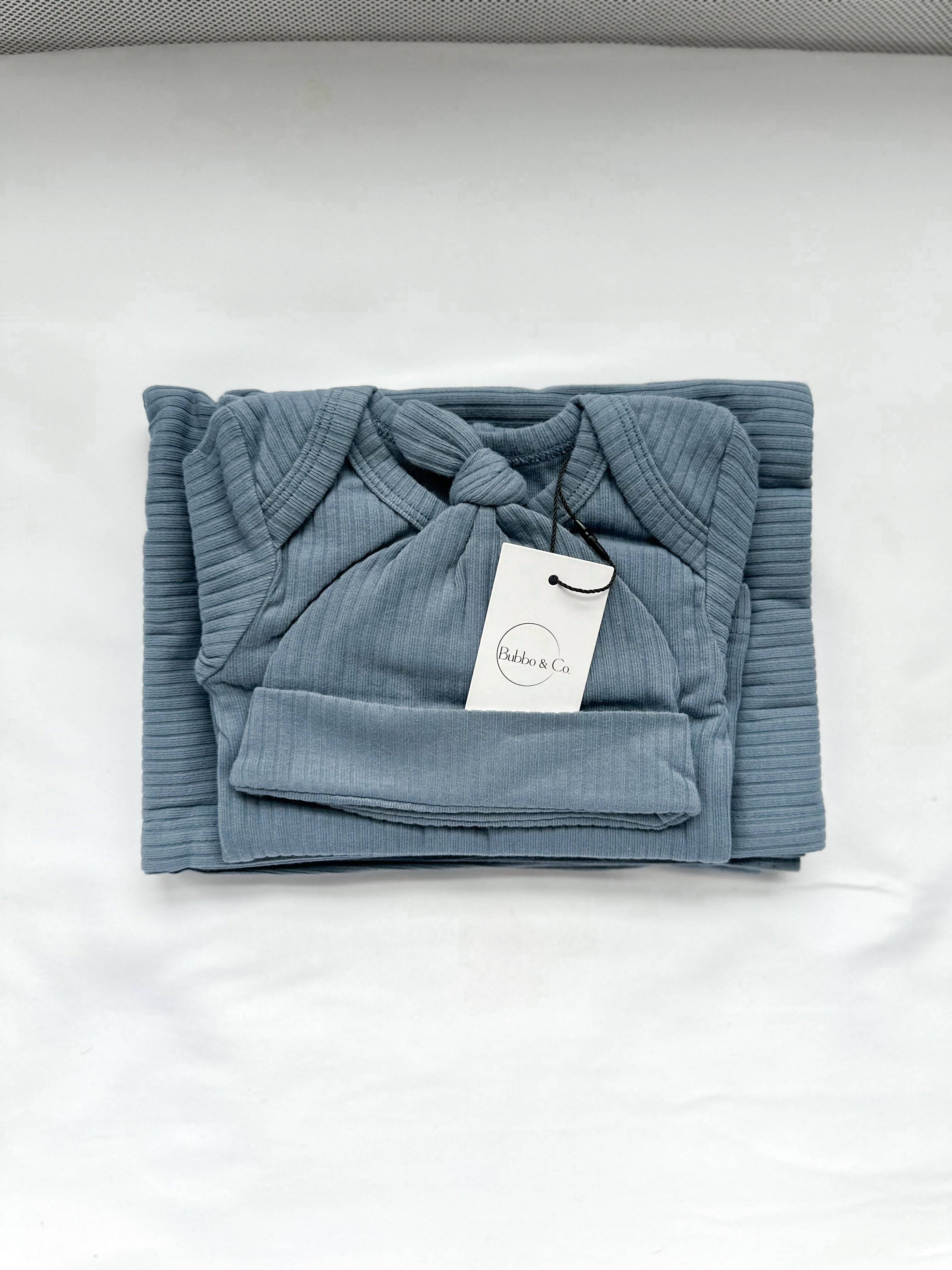 Bubbo & Co. - Vente Ensemble de vêtements – bébé - Ensemble côtelé bio pour nouveau-né - bleu océan2