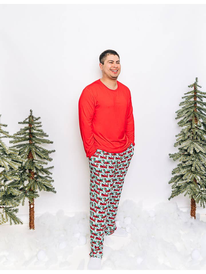 Pipsqueaks Clothing Co - Wholesale Sleepwear Set - Men's - Mens We Truckin Love Christmas Pajama Set