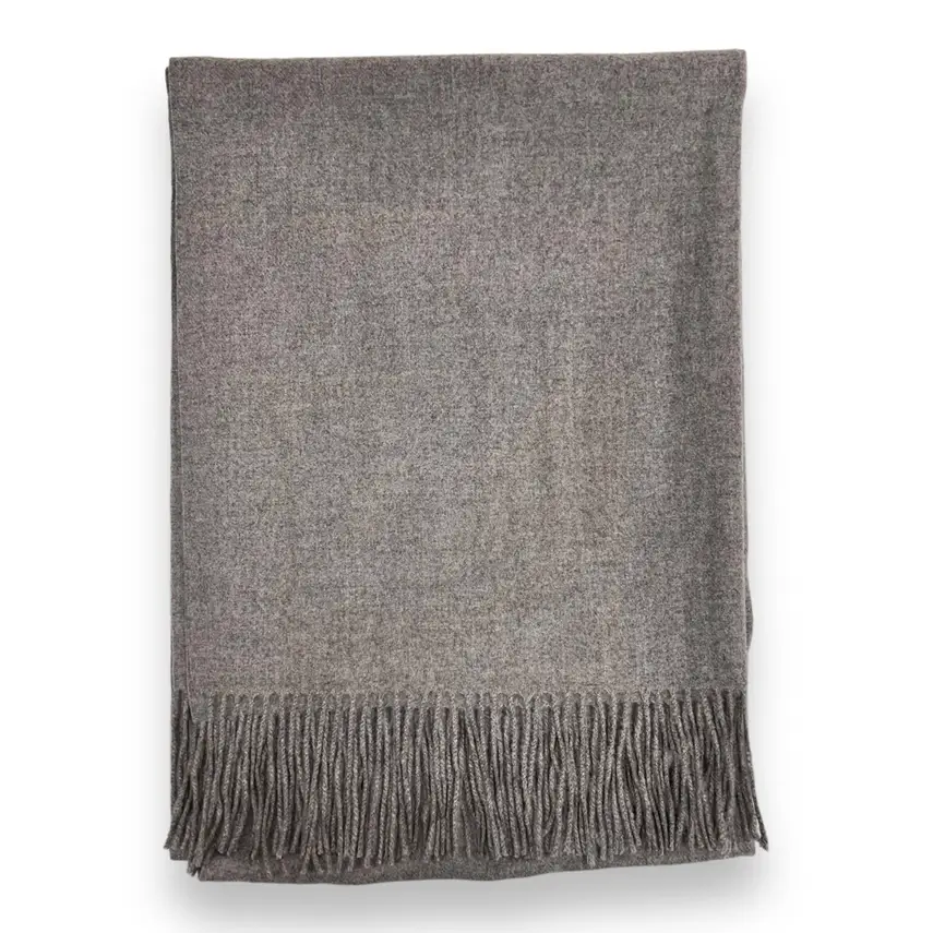 Lili Scarves (US Duty Free) – wholesale Scarf – Women's – Classic Plain Cashmere Blend Scarf with Tassels9