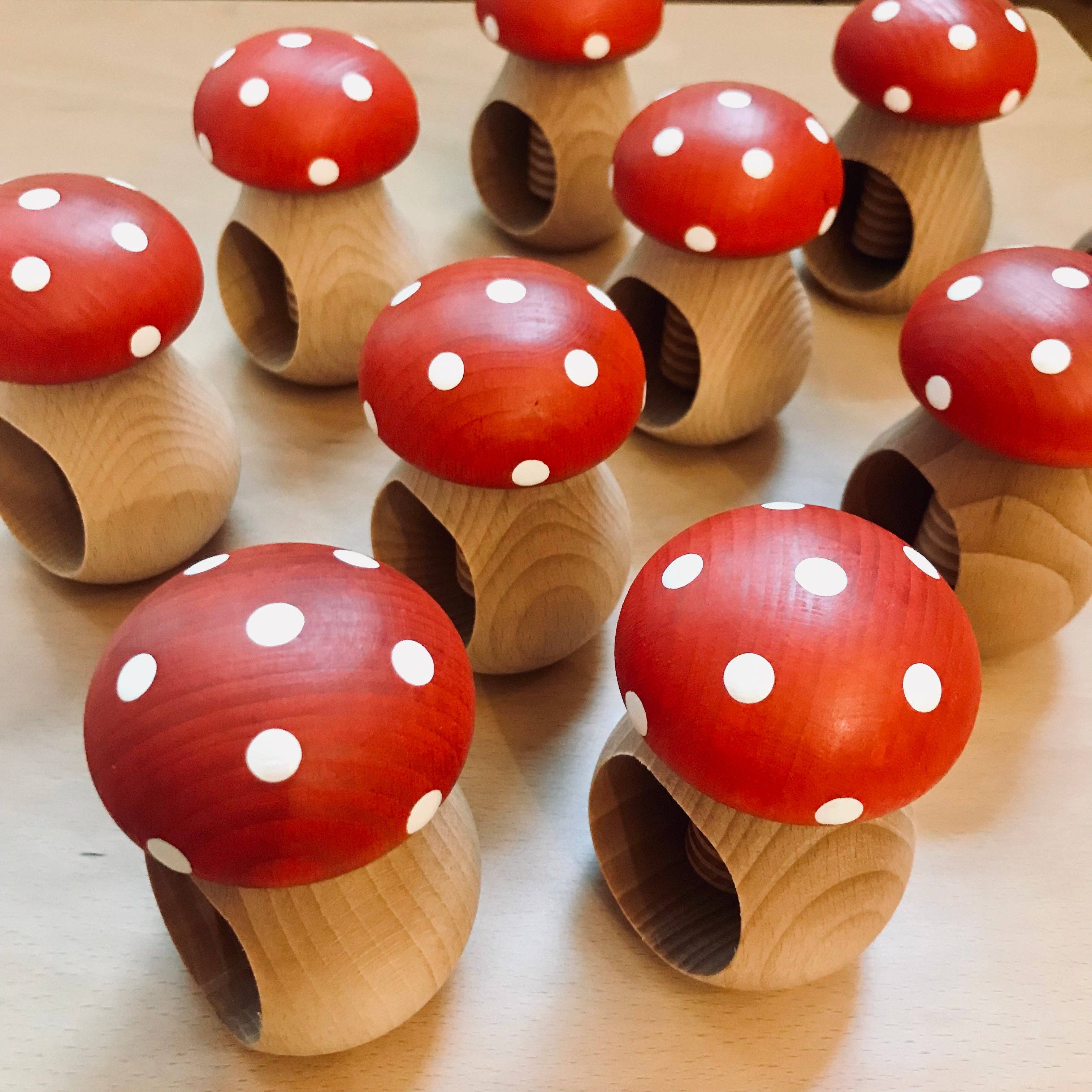 Montessori Baby - Wholesale Wood Toy - Kids - wooden mushroom nutcracker2