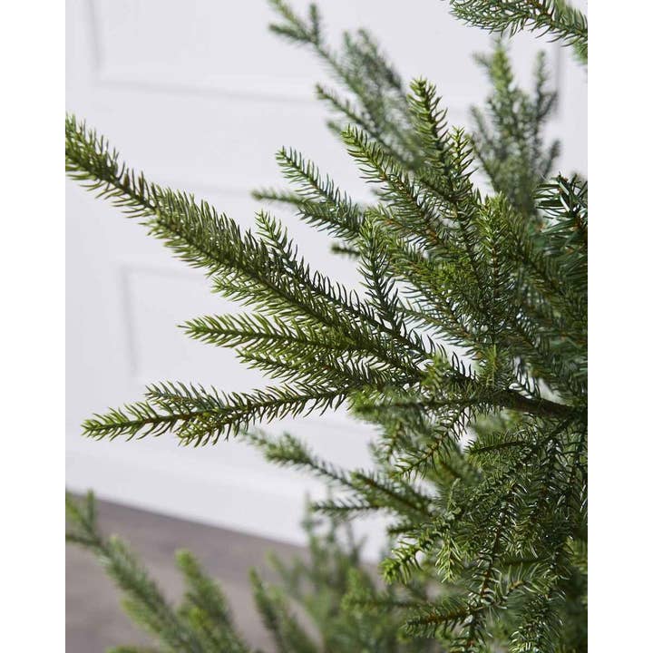 Christmas Place Inc. - Wholesale Artificial Christmas Tree - 8ft Norway Spruce Tree1