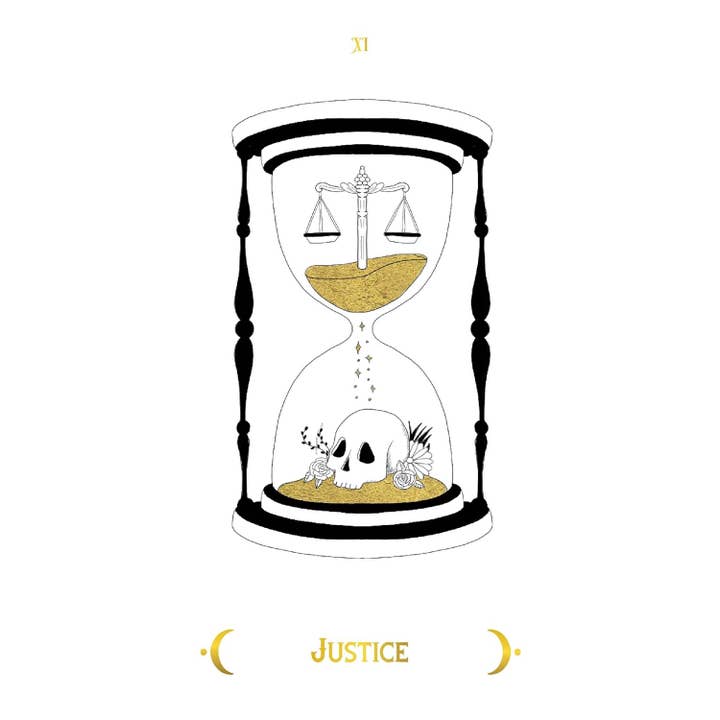 Cardshouse - Wholesale Tarot Cards - Macabre Tarot Pocket Tin Edition Rockpool Publishing5