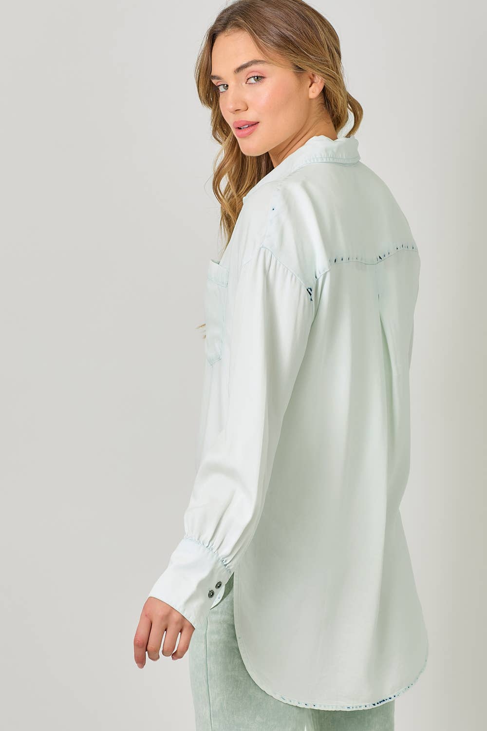 Mystree - Wholesale Button Down Shirt - Women's - 60937 Tencel Oversized Button Up Shirt11