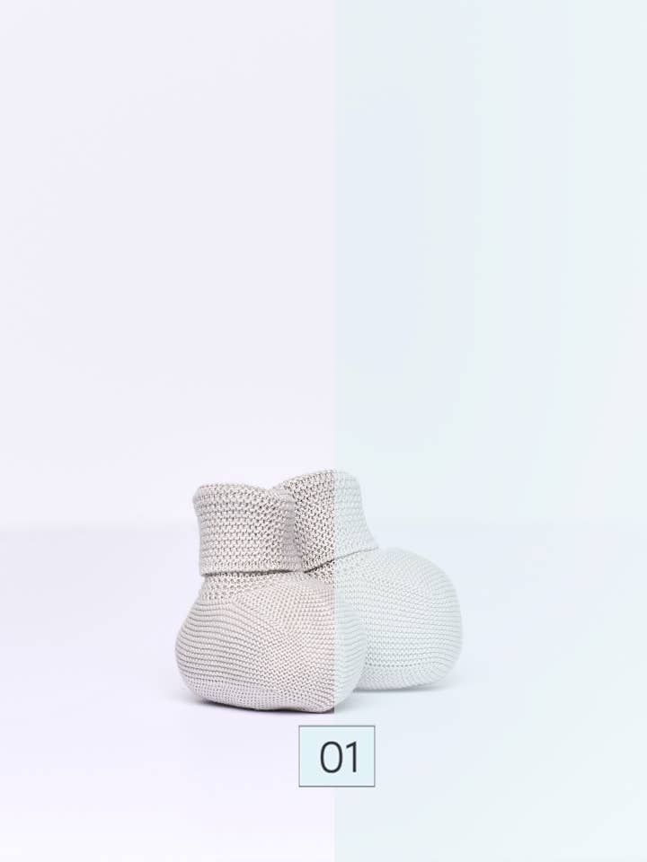 Booties stickade i ekologisk bomull | MY SWEET BABY för wholesale av Wedoble: sustainable children's fashion