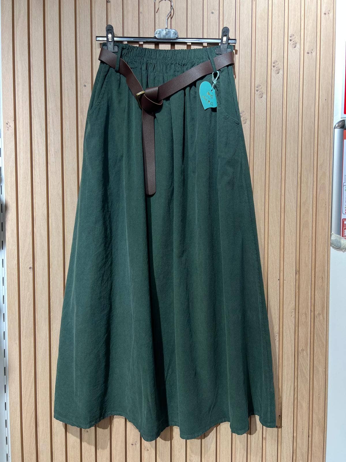 cfashion - Wholesale Skirt - Women's - CORDUROY SKIRT WITH BELT6