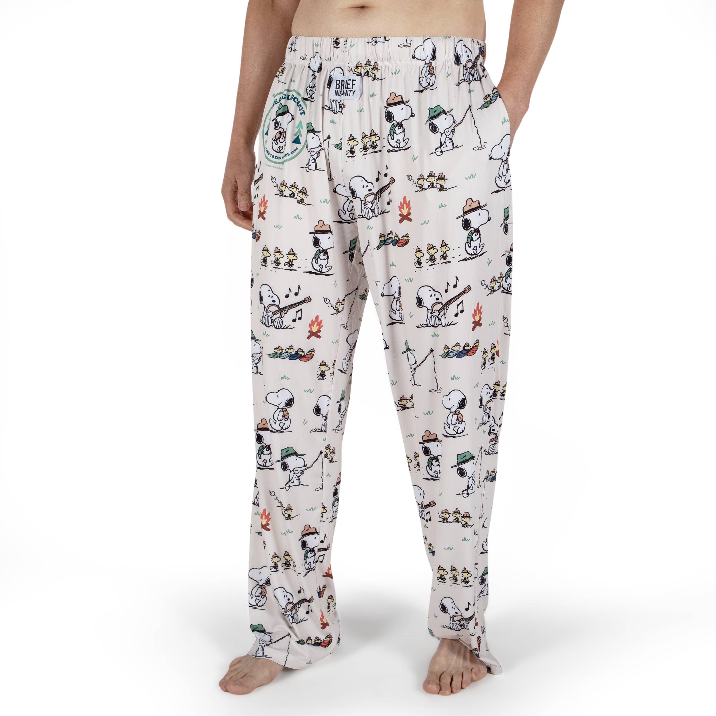 BRIEF INSANITY – Engroshandel Pyjamasunderdel - Unisex – Snoopy Camping Badge Pyjama-loungebukser2