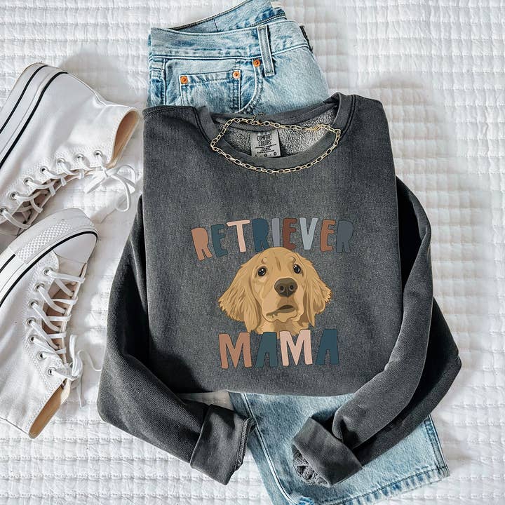 Verita Culture - Wholesale Graphic Sweatshirt - Women's - Golden Retriever Cute Dog Mom Comfort Colors Sweatshirt11