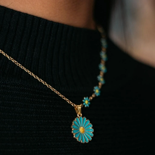 The Colourful Aura - Wholesale Pendant/Charm Necklace - Half Turquoise Floral Indie Boho Daisy Charms Choker Summer Necklace3