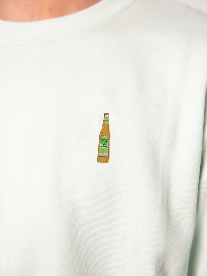 Somersby Apple | Embroidered organic cotton men's sweater for wholesale by Fashion Drinks