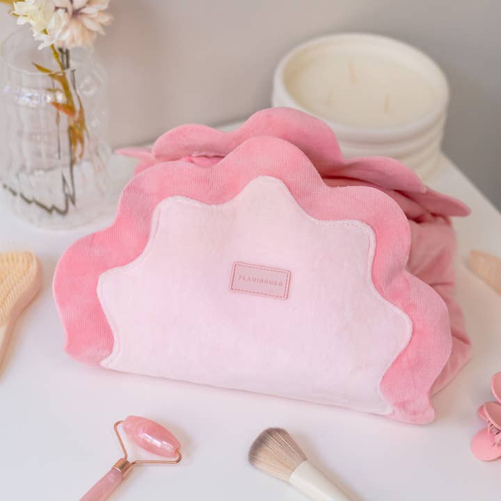 Flamingueo - Wholesale Toiletry Bag - Unisex - Pink cosmetic bag with gathering closure 1