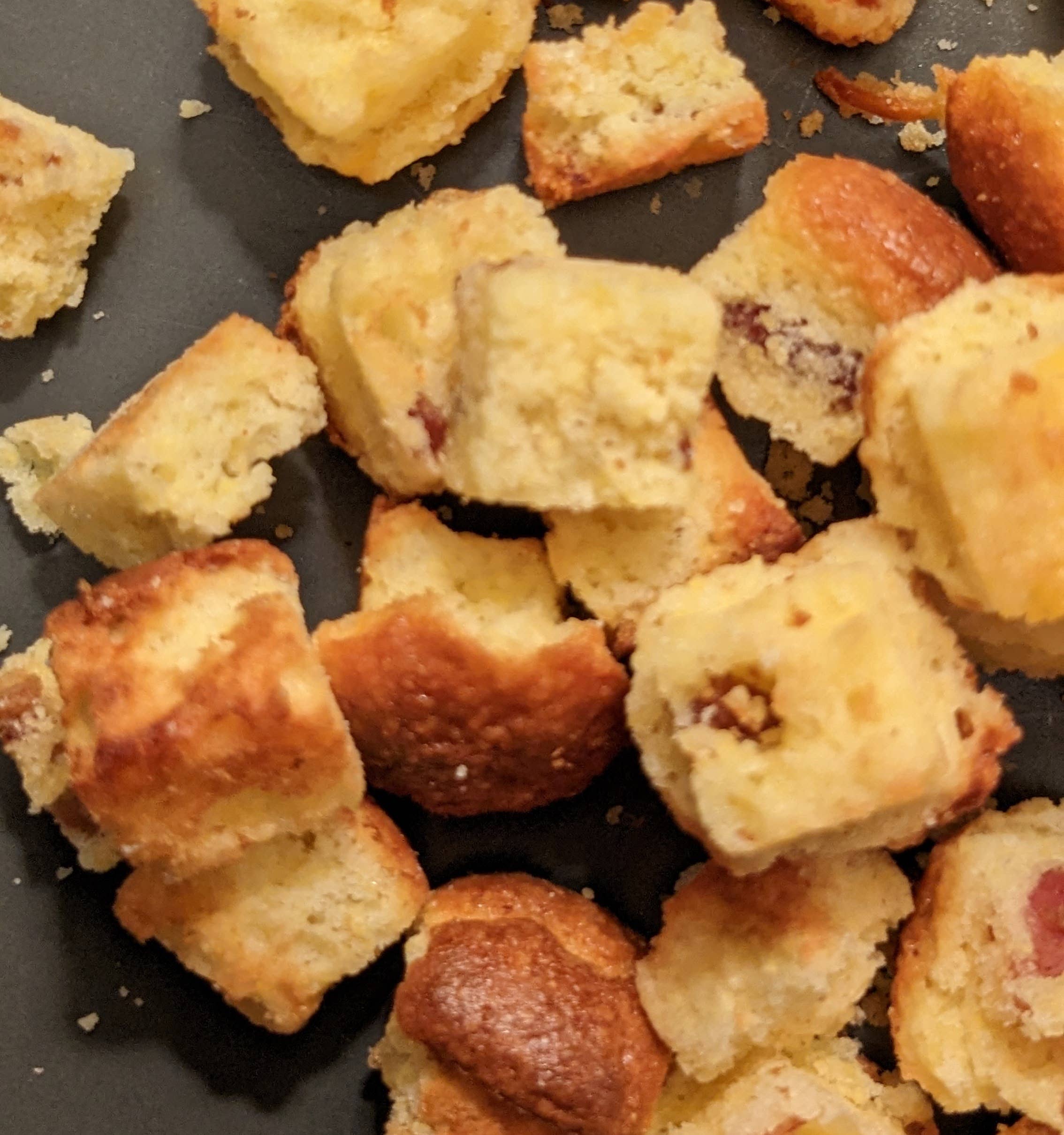 Chester's Dog Treats, LLC - Wholesale Pet Treats - Dog - CHESTERS CORNBREAD CHEDDAR DOG TREAT BITES WITH ASHWAGANDHA2