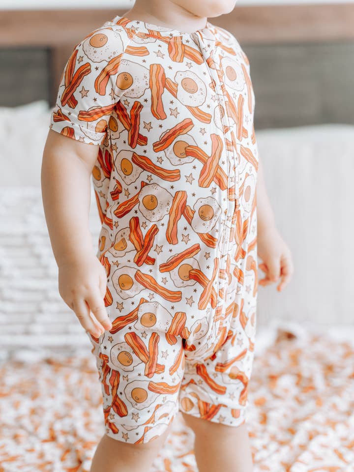 ONTBIJTCLUB DREAM SHORTIE voor wholesale door Dream Big Little Co.