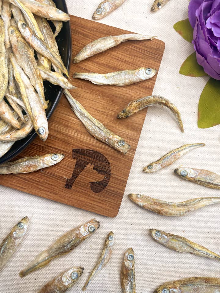 Freeze-dried Smelt for wholesale by Droolicious