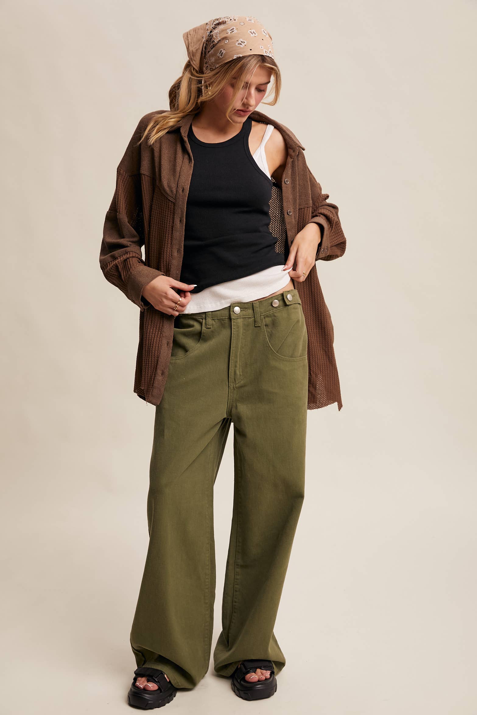 Listicle - Venta al por mayor Vaqueros - Mujer - Pantalones vaqueros de pierna ancha de colores10