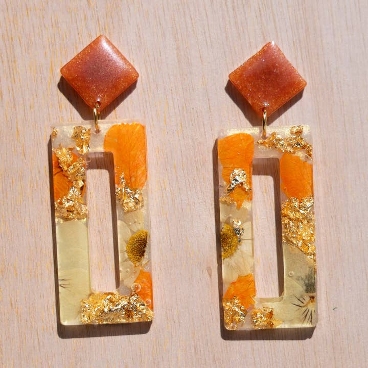 Pansyka oorbellen met echte gedroogde bloemen in hars voor wholesale door pansyka