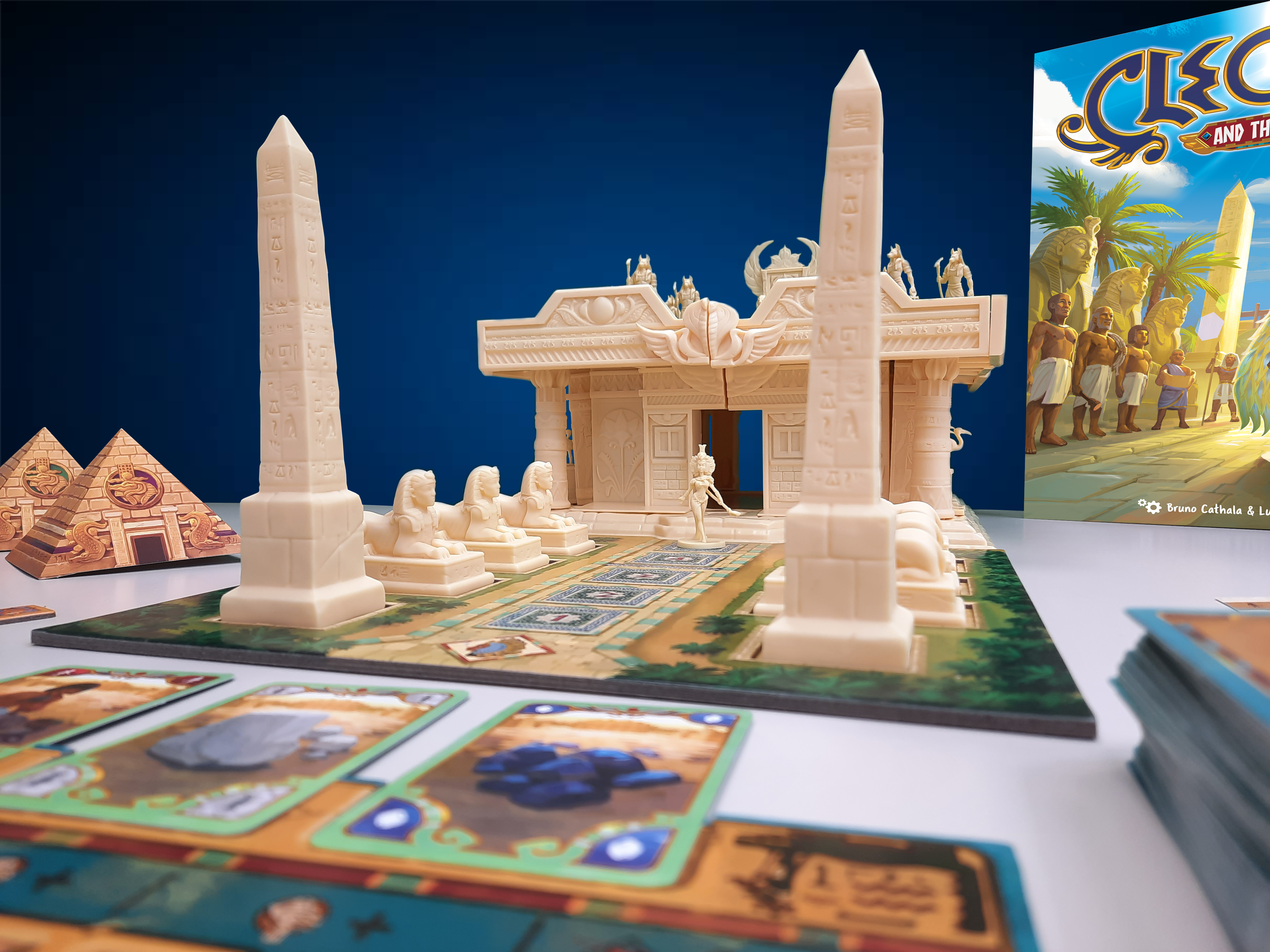 QMDirect - Wholesale Board Game - Cleopatra and the Society of Architects: Deluxe5