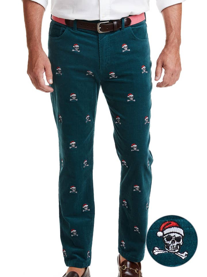 Pantalon à 5 poches en velours côtelé Wayfarer Pinwale avec Christmas Jolly Roger pour la vente par Castaway Clothing Nantucket Island