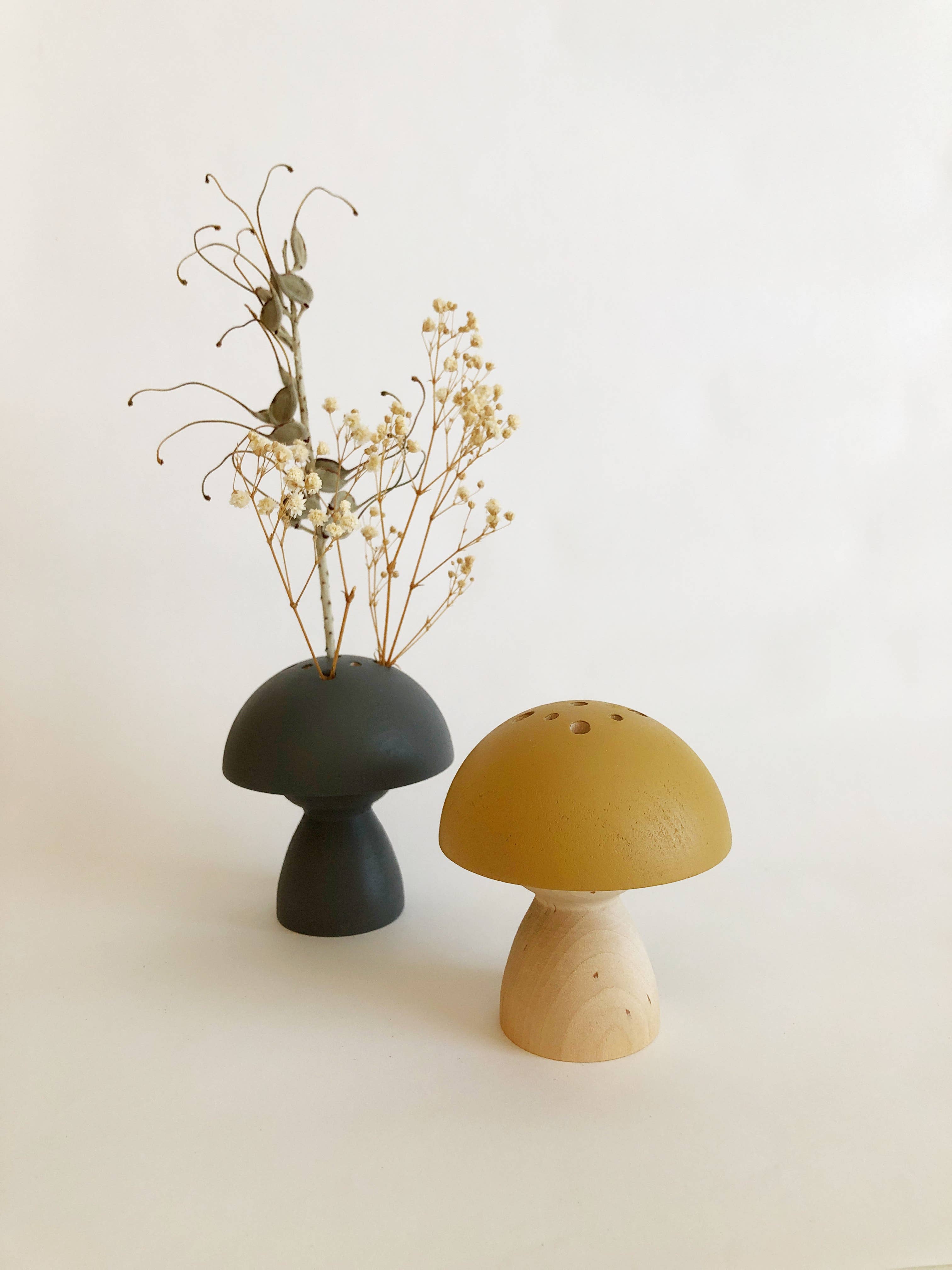 Stacy Wong - Wholesale Vase - Large Mushroom Vase - Mid Modern Base7