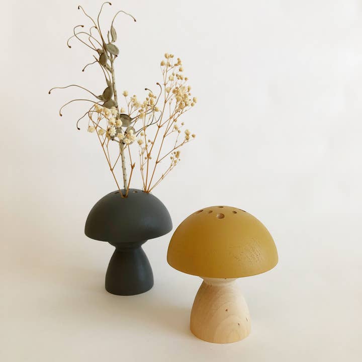 Stacy Wong - Wholesale Vase - Large Mushroom Vase - Mid Modern Base7