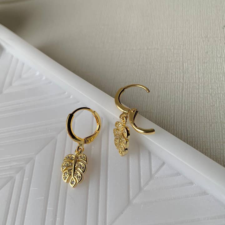 SALT by Sarah Curtis - Wholesale Huggie Earrings - MONSTERA LEAF HUGGIE HOOPS | gold | tropical beach jewelry 3