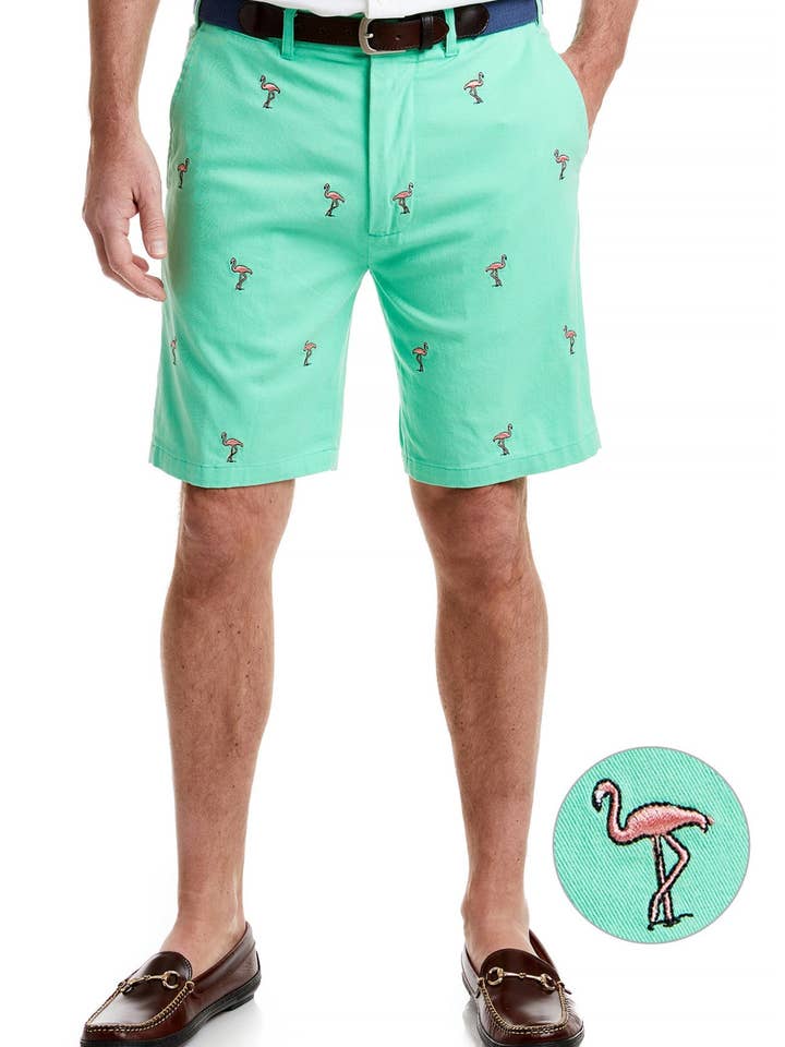 Cisco Short Spring Green con fenicottero per la vendita all'ingrosso da parte di Castaway Clothing Nantucket Island
