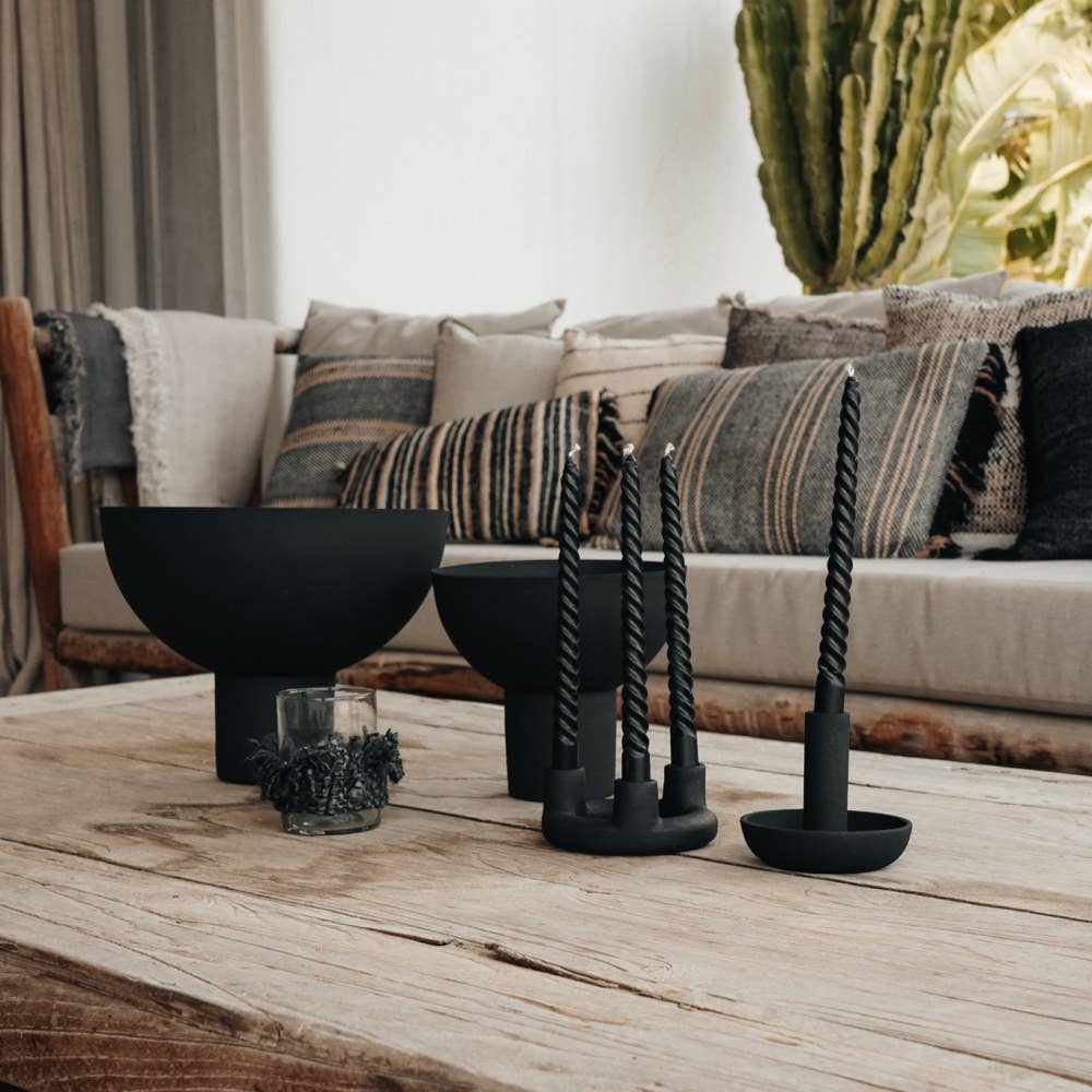 EARTHWARE - Wholesale Candle Holder - Juno black candlestick1