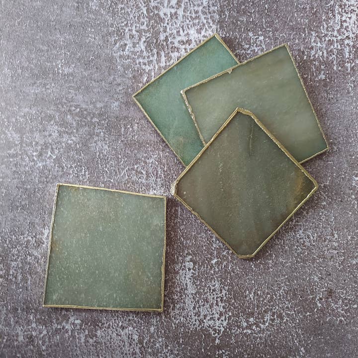 Sous-verres carrés en aventurine verte, lot de 4 pièces pour la vente par Serein Wellness