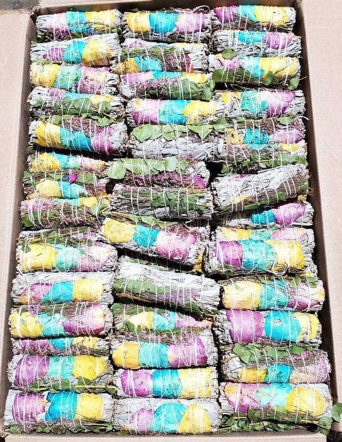 GREENROOTS USA LLC - Wholesale Sage Bundle - White Sage + Yellow, Blue, Pink Rose Petals With Eucalyptus0