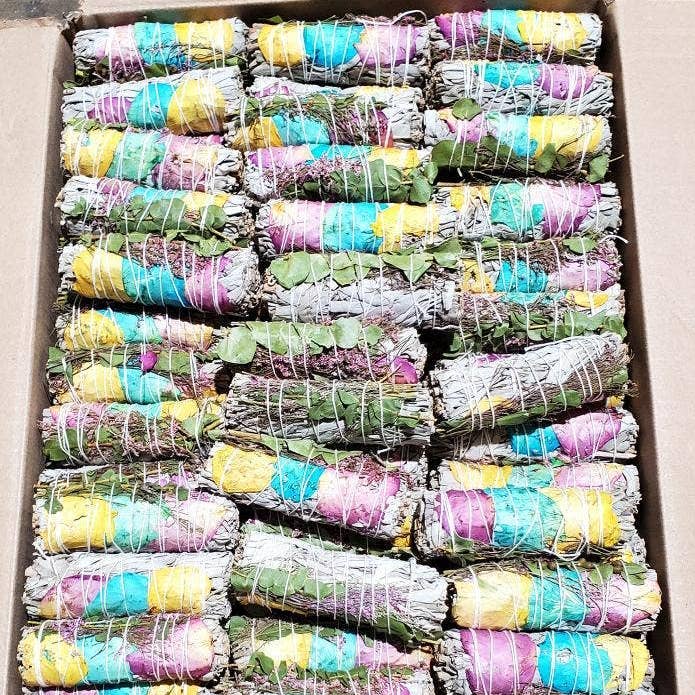 GREENROOTS USA LLC - Wholesale Sage bundle - White Sage + Yellow, Blue, Pink Rose Petals With Eucalyptus0