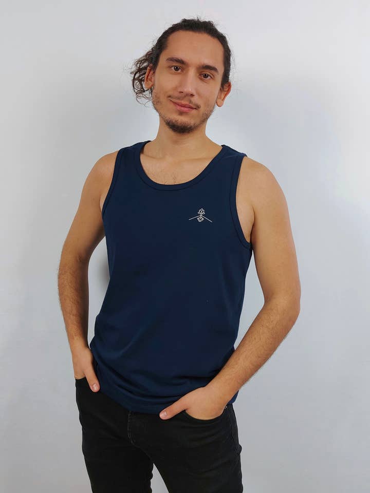 BOSEA - Navy Blå for engroshandel hos Greener